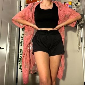 Pale pink lacey shawl🌸